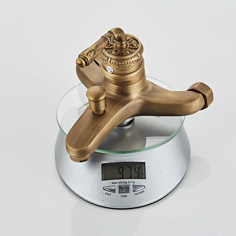Mitigeur de baignoire en cuivre sculpté européen avec douche à main